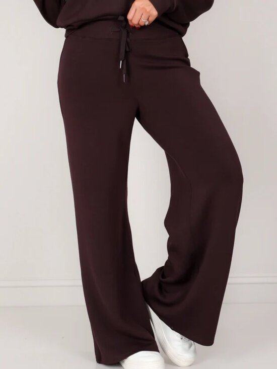 SPANX Pants - NWT Spanx Airessentials wide leg truffle brown pants XS